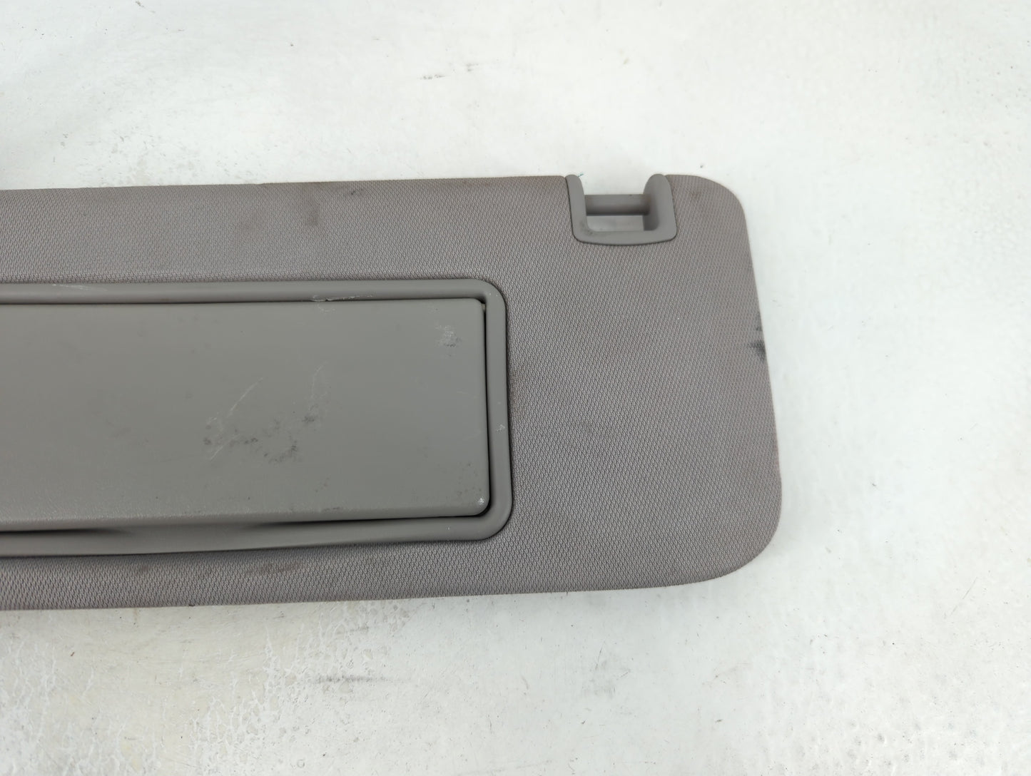 2016-2021 Chevrolet Malibu Sun Visor Shade Replacement Driver Left Mirror Fits Fits 2016 2017 2018 2019 2020 2021 OEM Used A