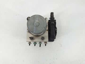 2018 Chevrolet Malibu ABS Pump Control Module Replacement Fits OEM Used Auto Parts - Oemusedautoparts1.com