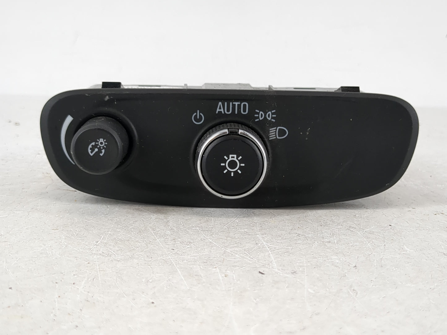 2018 Chevrolet Malibu Headlight Head Light Switch Lamp Control 4192536 - Oemusedautoparts1.com