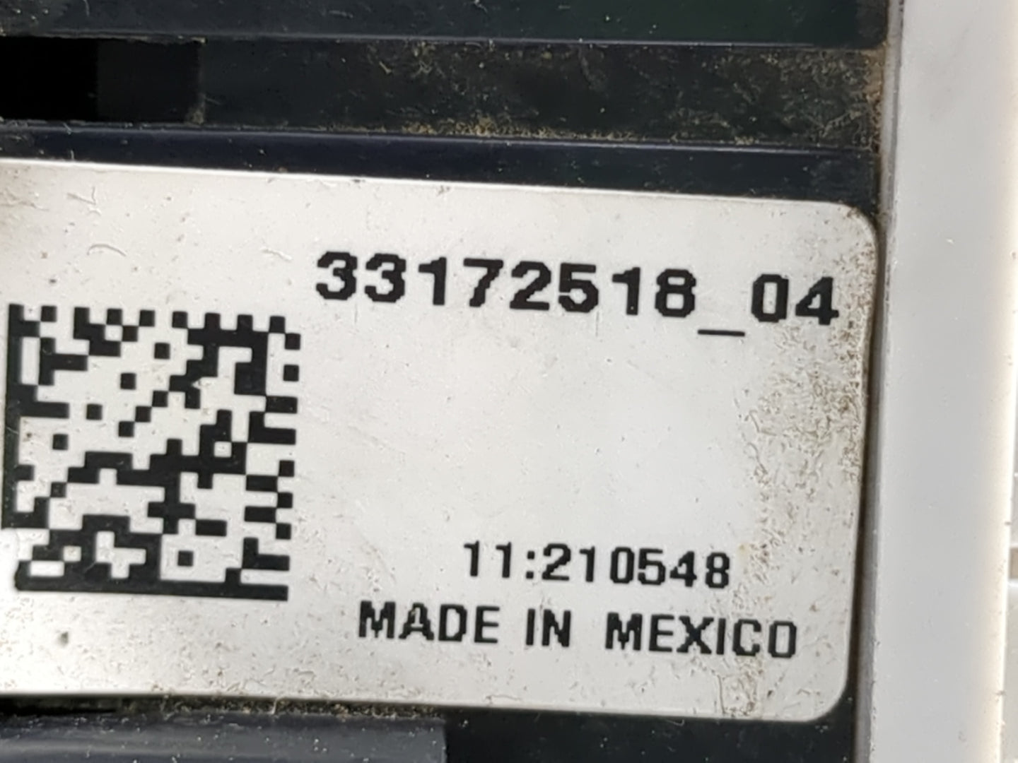 2018 Chevrolet Malibu Fusebox Fuse Box Panel Relay Module Fits OEM Used Auto Parts - Oemusedautoparts1.com