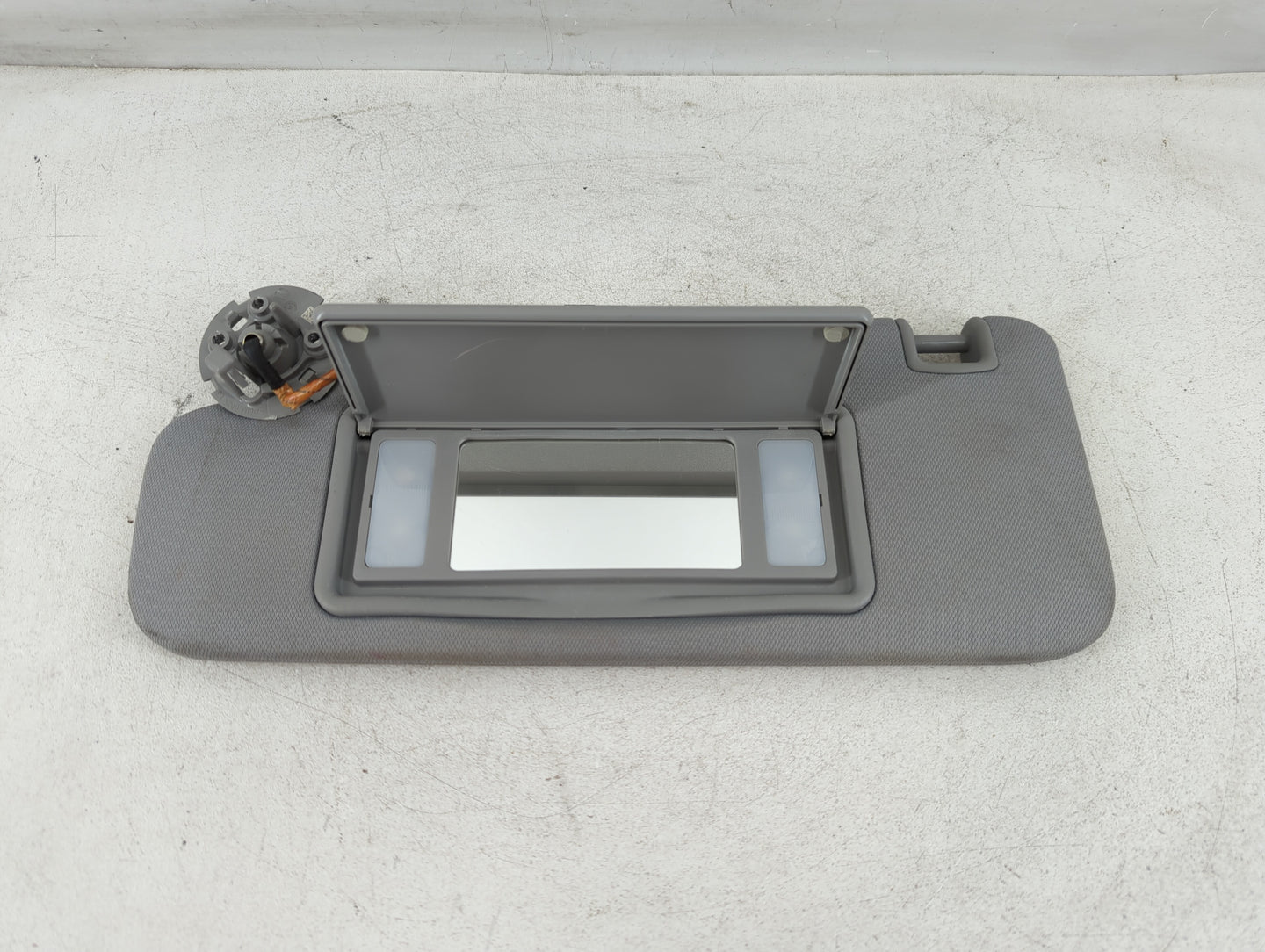 2016-2021 Chevrolet Malibu Sun Visor Shade Replacement Driver Left Mirror Fits Fits 2016 2017 2018 2019 2020 2021 OEM Used A