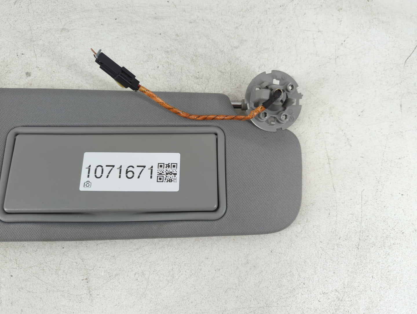 2016-2021 Chevrolet Malibu Sun Visor Shade Replacement Passenger Right Mirror Fits Fits 2016 2017 2018 2019 2020 2021 OEM Us