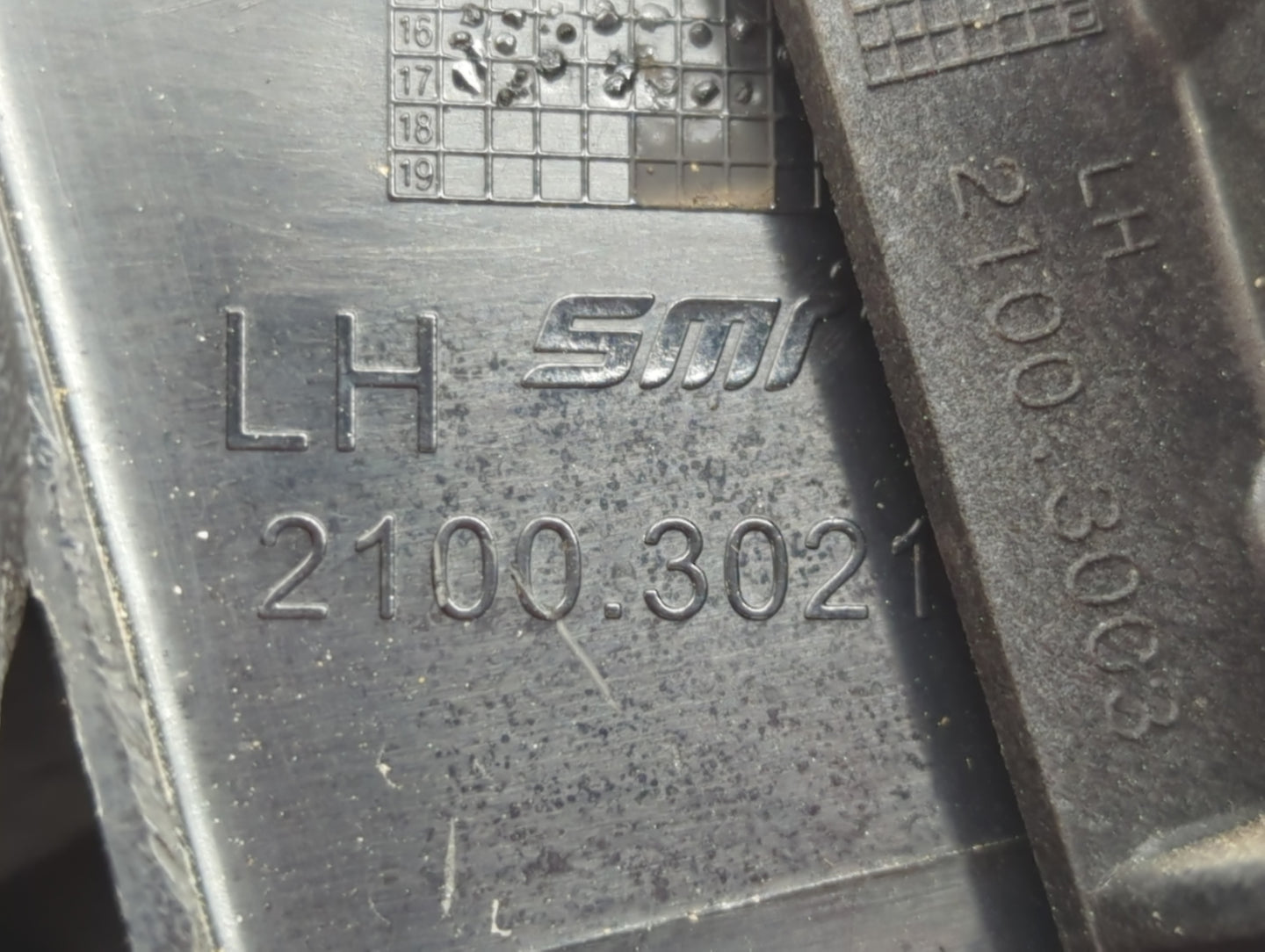 2016-2018 Chevrolet Malibu Driver Side View Mirror - Left Door Mirror OEM Used - Oemusedautoparts1.com