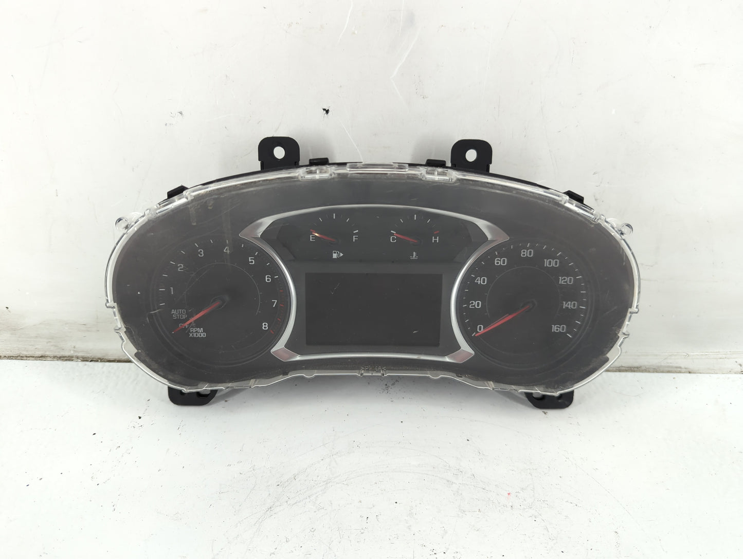 2017-2018 Chevrolet Malibu Instrument Cluster Speedometer Gauges P/N:84444610 Fits Fits 2017 2018 OEM Used Auto Parts - Oemu