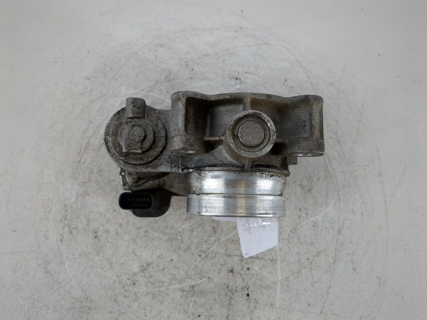 2016-2019 Chevrolet Malibu Throttle Body P/N:12671379AA Fits Fits 2016 2017 2018 2019 OEM Used Auto Parts - Oemusedautoparts