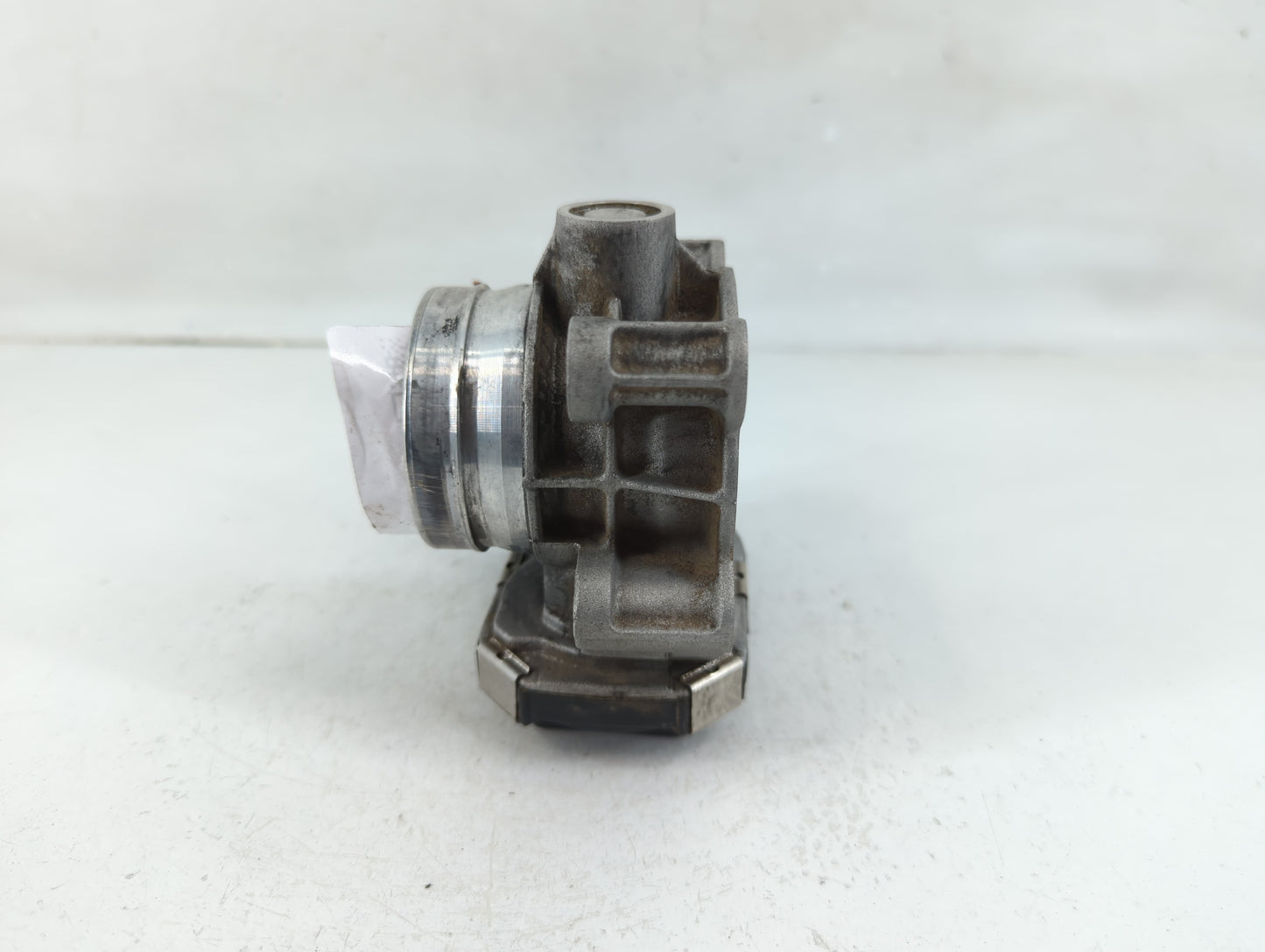 2016-2021 Chevrolet Malibu Throttle Body P/N:12671379AA Fits Fits 2016 2017 2018 2019 2020 2021 2022 OEM Used Auto Parts - O