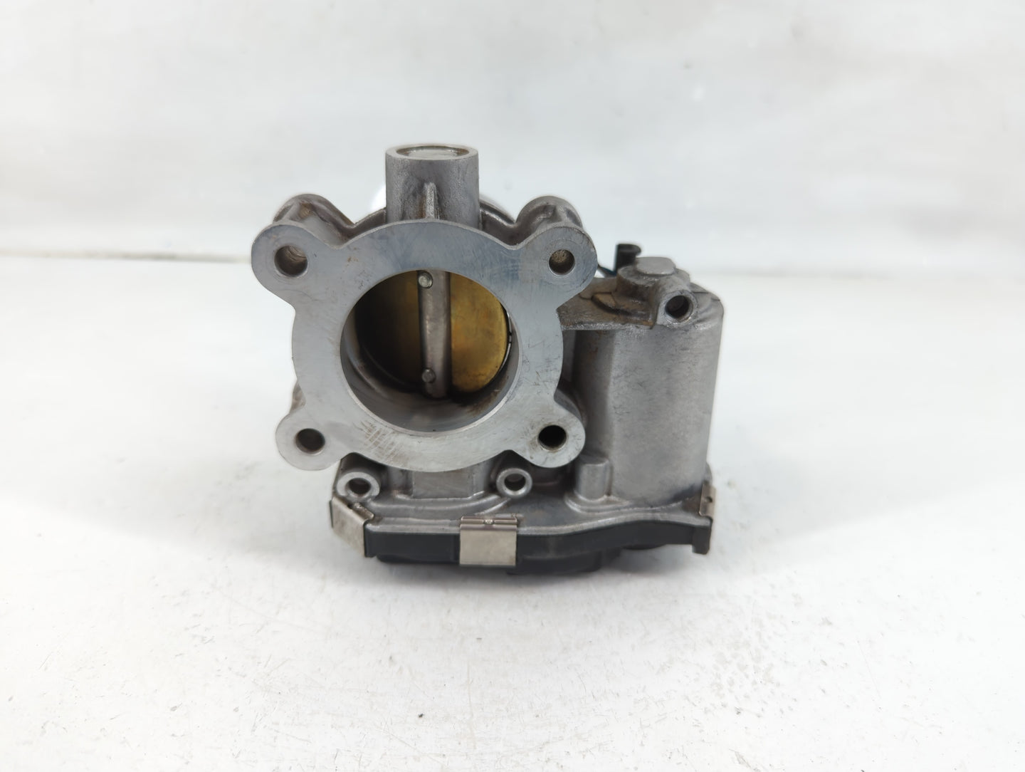 2016-2021 Chevrolet Malibu Throttle Body P/N:12671379AA Fits Fits 2016 2017 2018 2019 2020 2021 2022 OEM Used Auto Parts - O