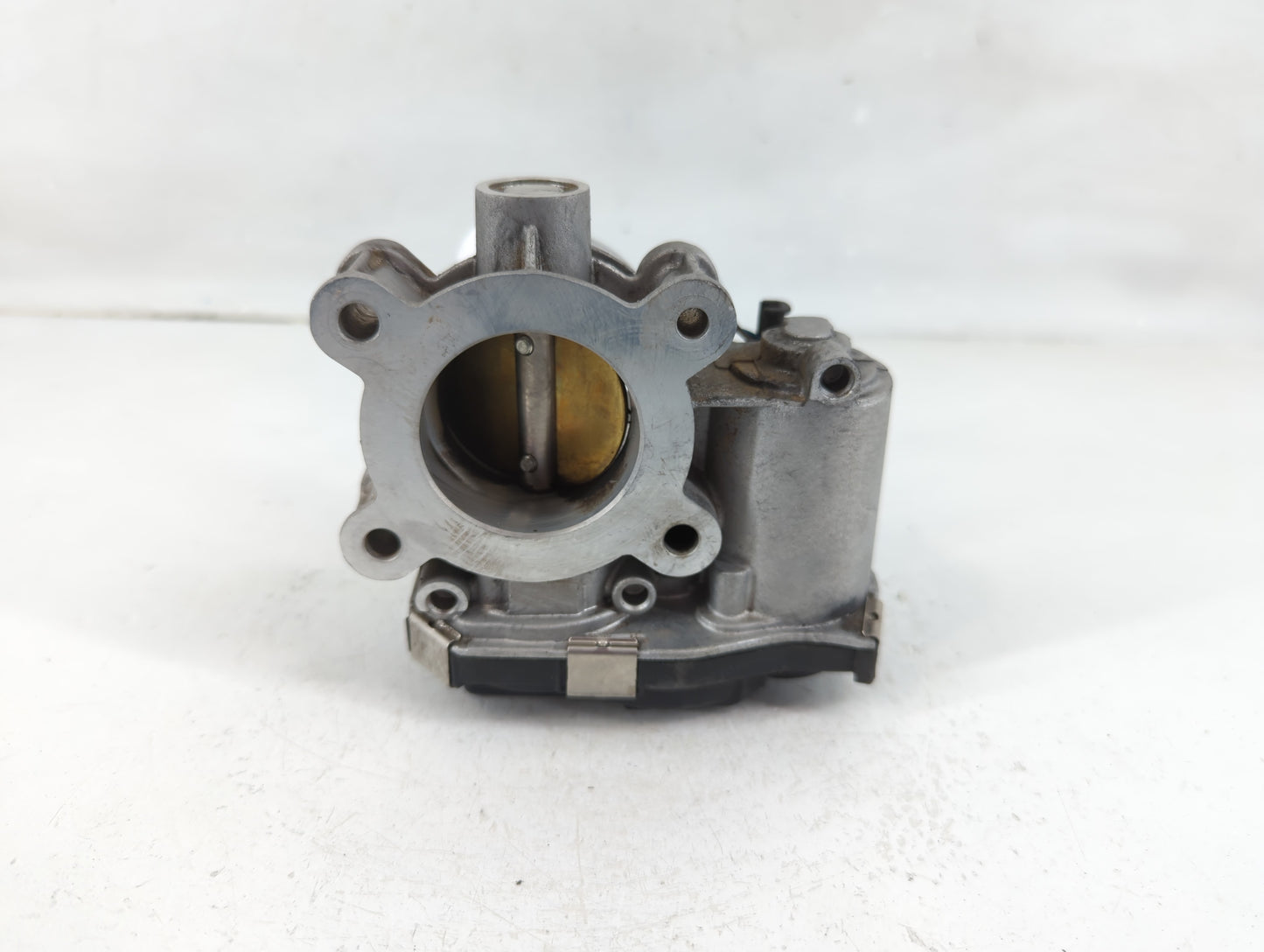 2016-2021 Chevrolet Malibu Throttle Body P/N:12671379AA Fits Fits 2016 2017 2018 2019 2020 2021 2022 OEM Used Auto Parts - O