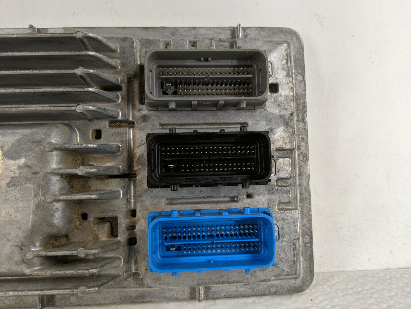2017-2021 Chevrolet Malibu PCM Engine Control Computer ECU ECM PCU OEM P/N:12687694 Fits Fits 2017 2018 2019 2020 2021 2022 