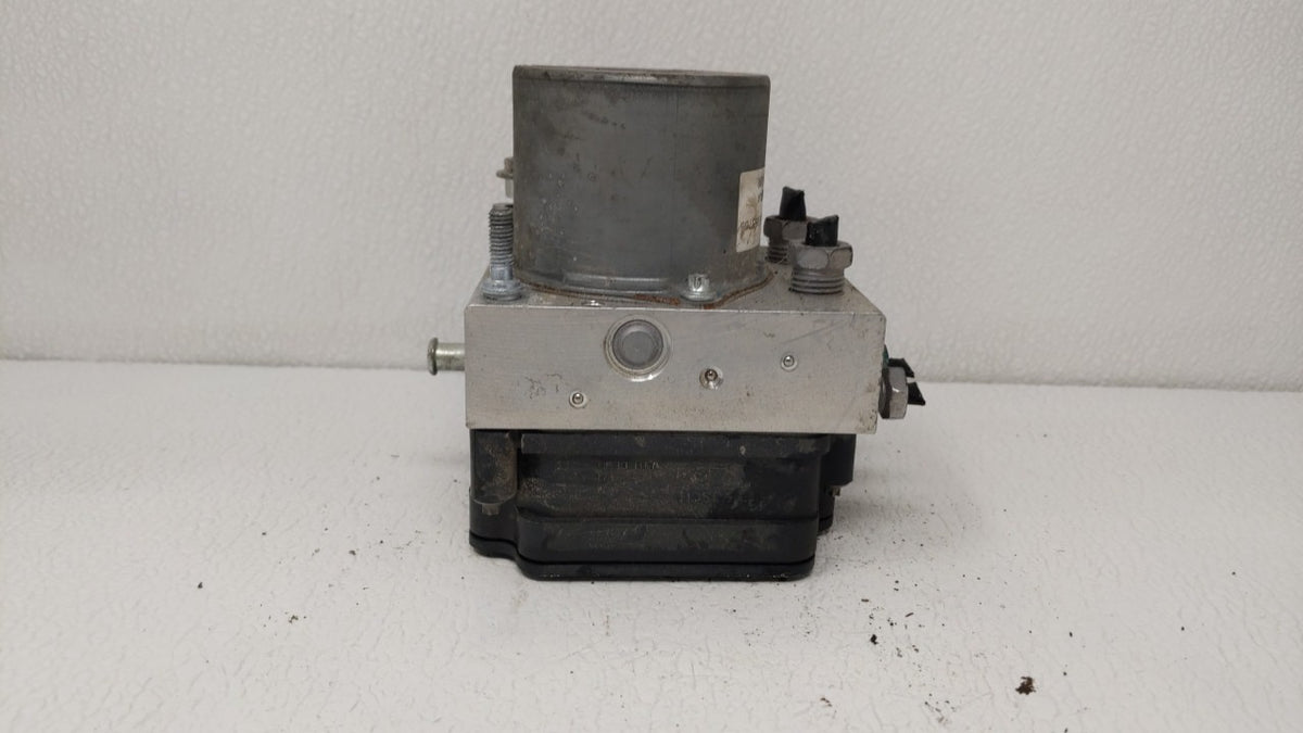 2018 Chevrolet Malibu Anti-Lock Brake ABS Pump Module Actuator OEM Fits OEM Used Auto Parts - Oemusedautoparts1.com