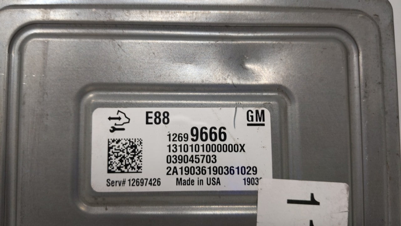 2018-2019 Chevrolet Malibu PCM Engine Control Computer ECU ECM PCU OEM P/N:12691559 12694511, 12689129 Fits Fits 2018 2019 O