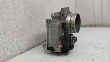 2016-2021 Chevrolet Malibu Throttle Body P/N:12659491BA 12671379AA Fits Fits 2016 2017 2018 2019 2020 2021 2022 OEM Used Auto Parts