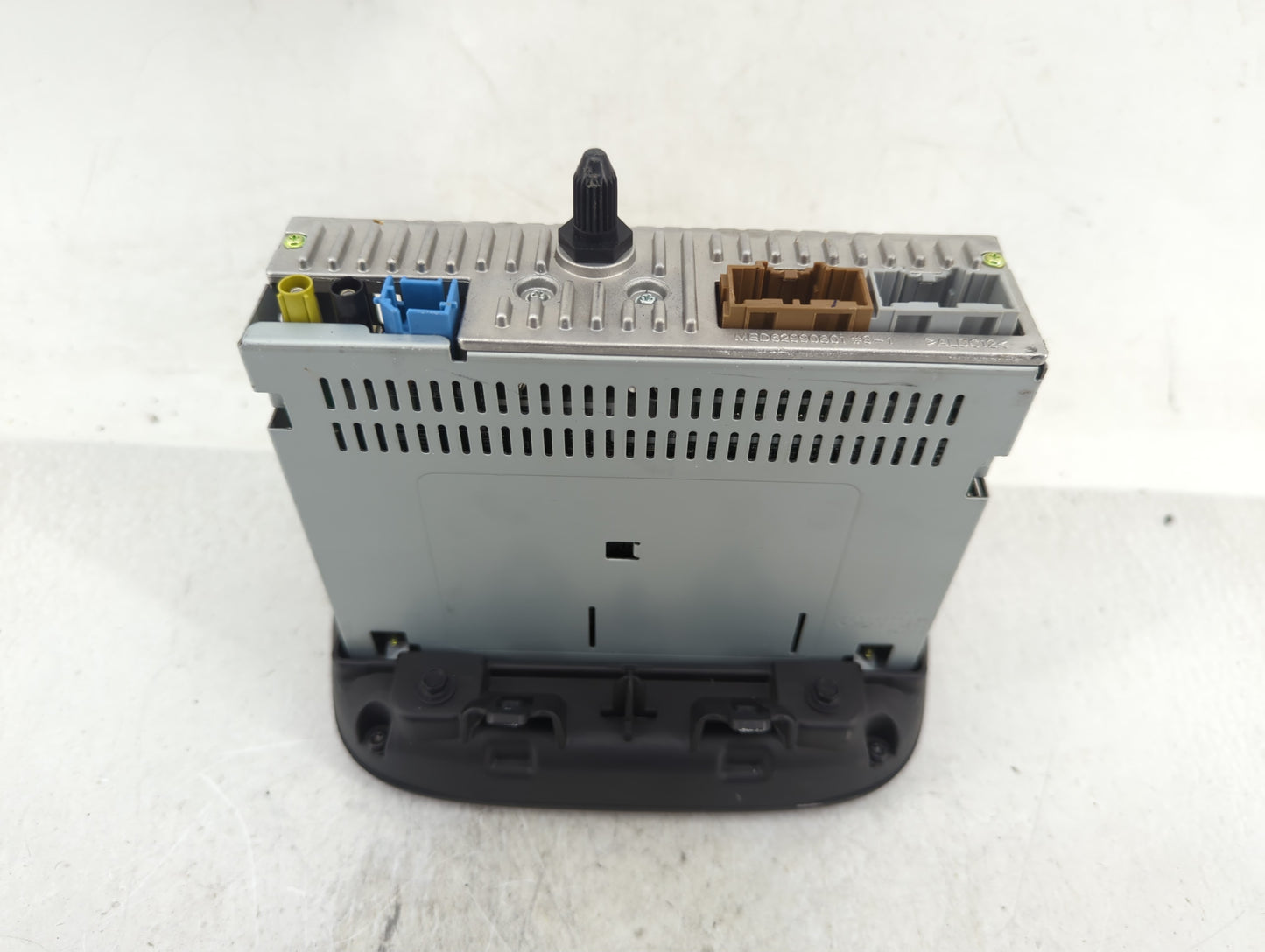 2018 Chevrolet Malibu Radio AM FM Cd Player Receiver Replacement P/N:42554672 Fits Fits 2019 2020 2021 OEM Used Auto Parts -