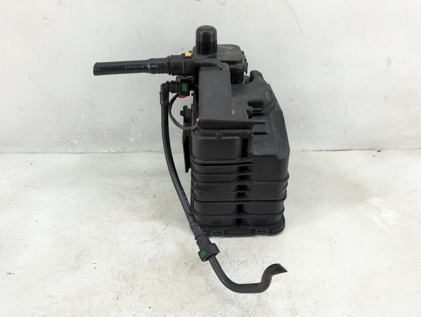 2018 Chevrolet Malibu Fuel Vapor Charcoal Canister - Oemusedautoparts1.com