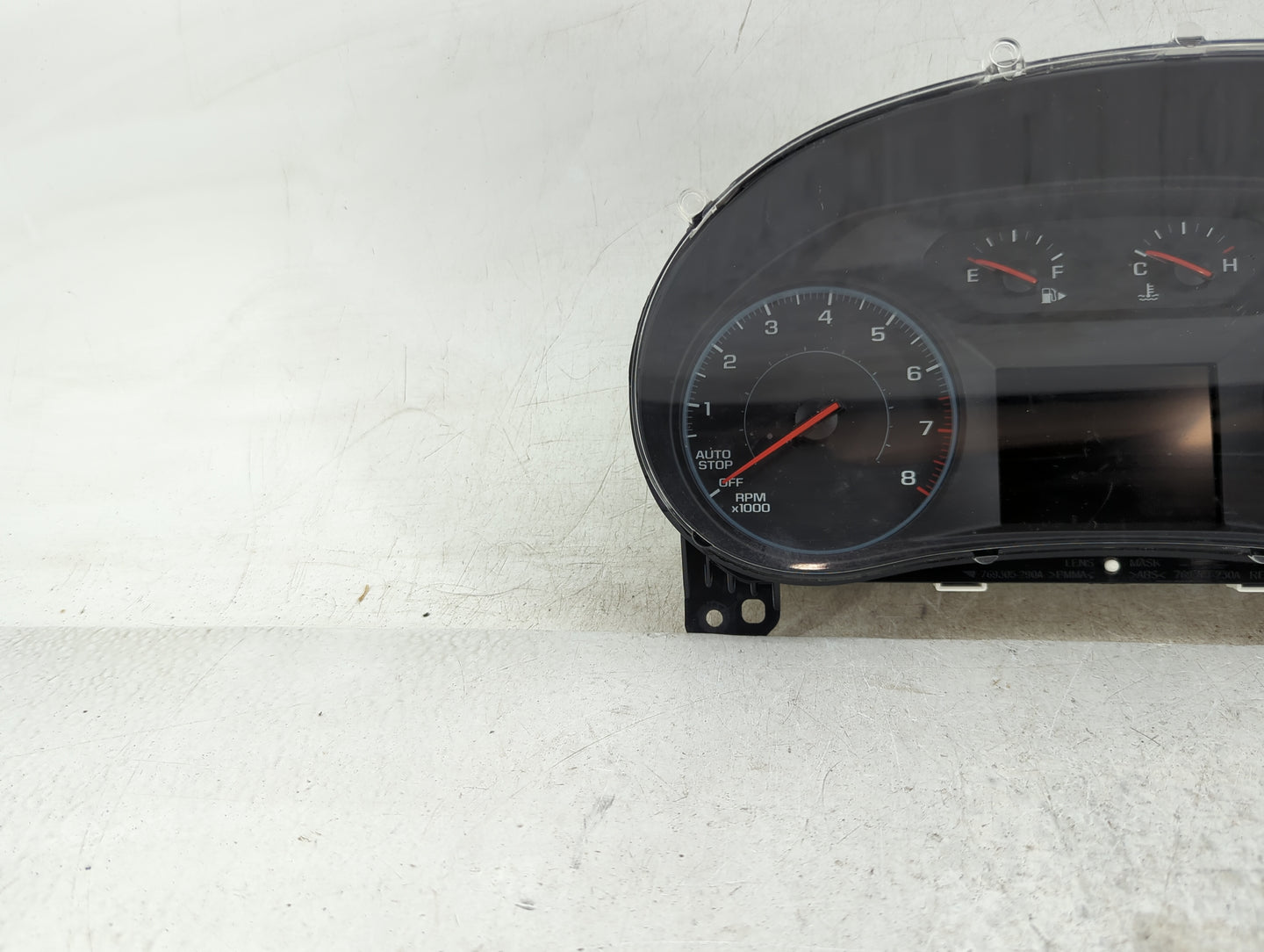 2017-2018 Chevrolet Malibu Instrument Cluster Speedometer Gauges P/N:84296450 Fits Fits 2017 2018 OEM Used Auto Parts - Oemu