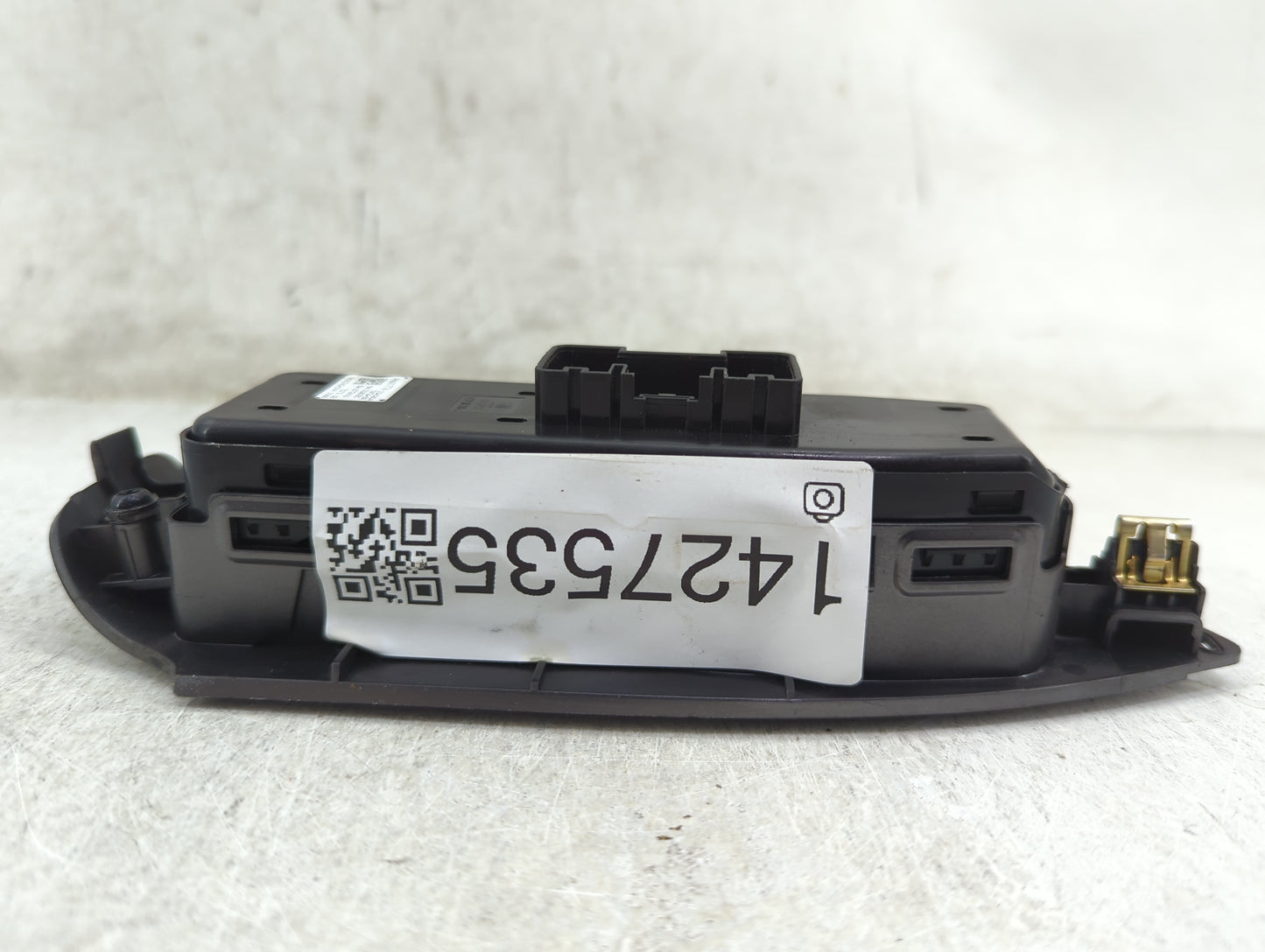 2016-2021 Chevrolet Malibu Master Power Window Switch Replacement Driver Side Left P/N:84151774 Fits OEM Used Auto Parts - O