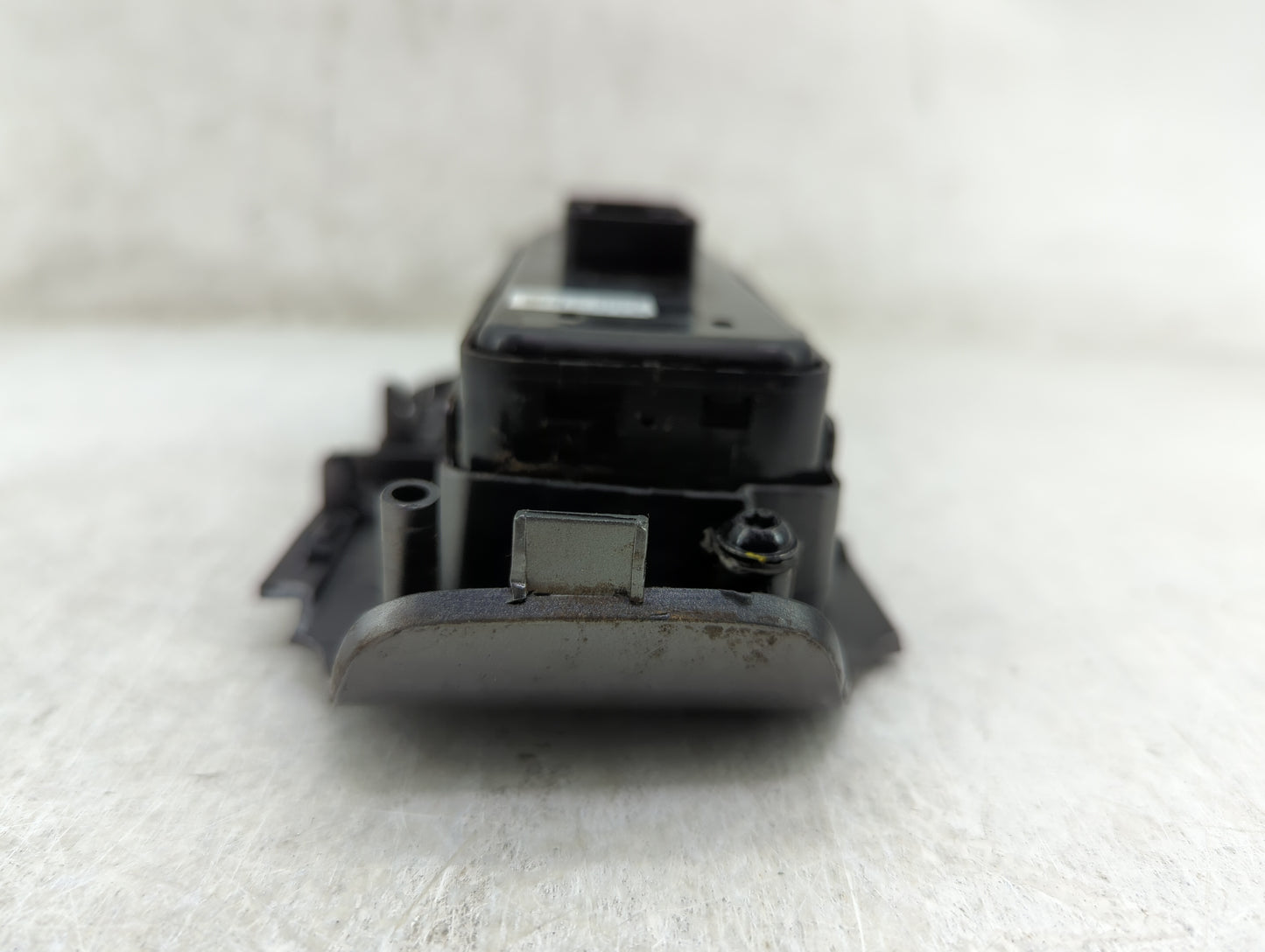 2016-2021 Chevrolet Malibu Master Power Window Switch Replacement Driver Side Left P/N:84151774 Fits OEM Used Auto Parts - O