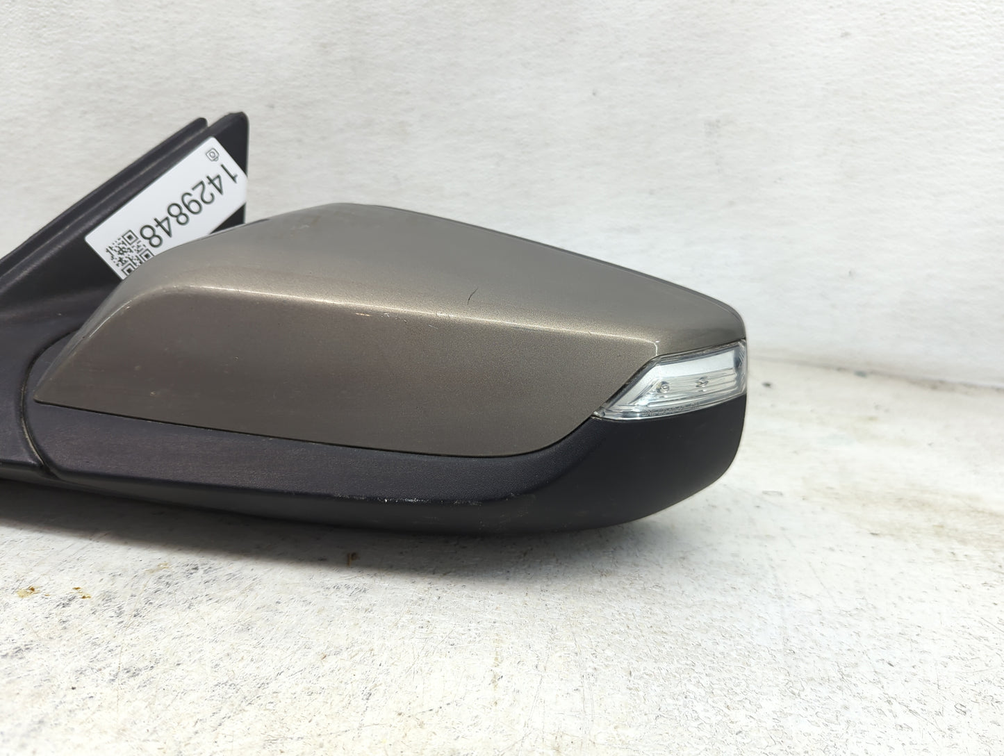 2016-2018 Chevrolet Malibu Driver Side View Mirror - Left Door Mirror OEM Used - Oemusedautoparts1.com