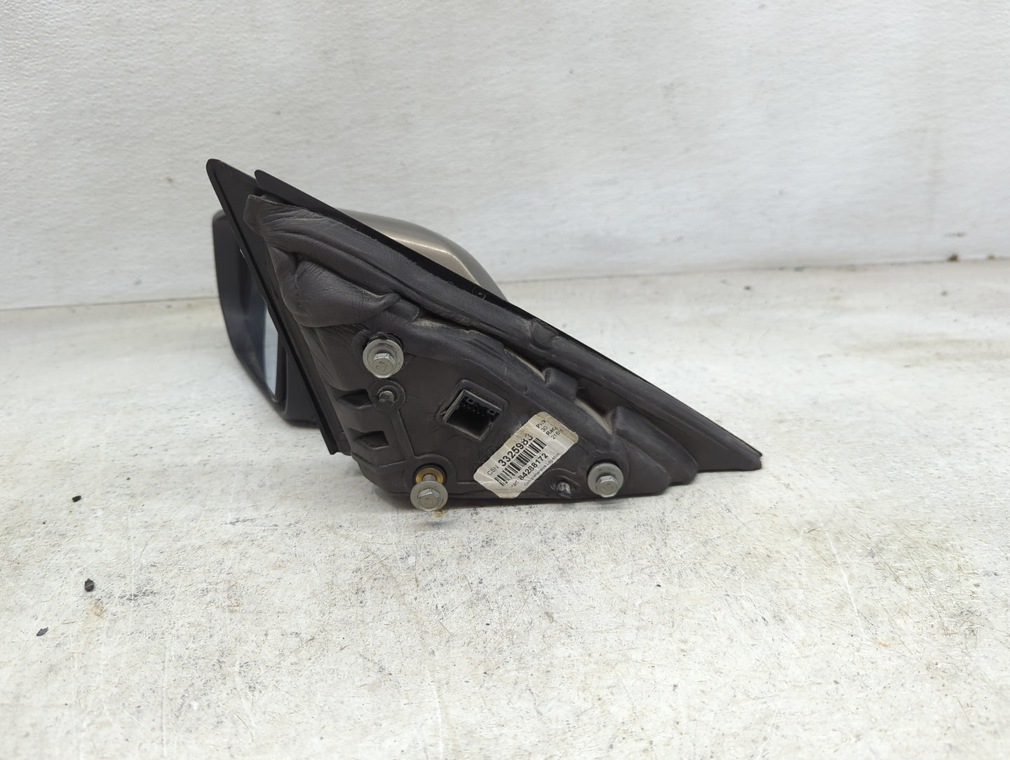 2016-2018 Chevrolet Malibu Driver Side View Mirror - Left Door Mirror OEM Used - Oemusedautoparts1.com
