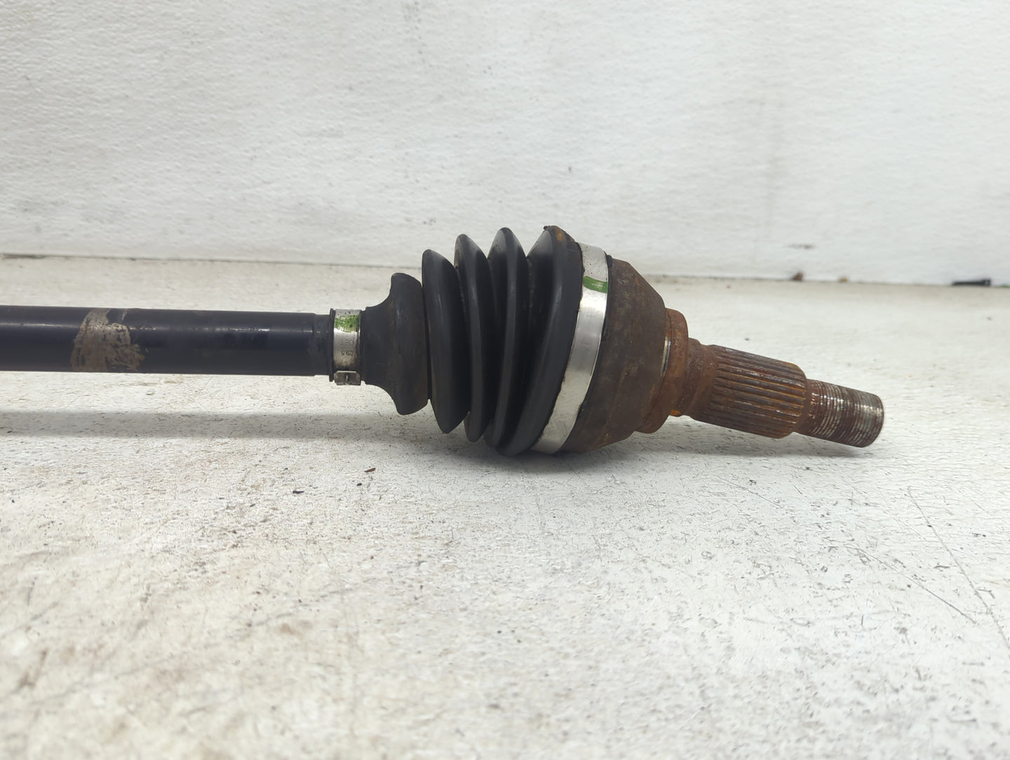 2016-2018 Chevrolet Malibu Axle Shaft Front Driver Cv C/v - Oemusedautoparts1.com
