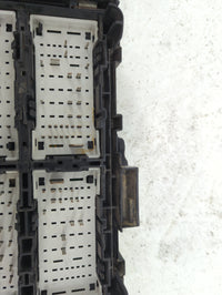 2017-2018 Chevrolet Malibu Fusebox Fuse Box Panel Relay Module P/N:84144635-01 Fits Fits 2017 2018 OEM Used Auto Parts - Oem