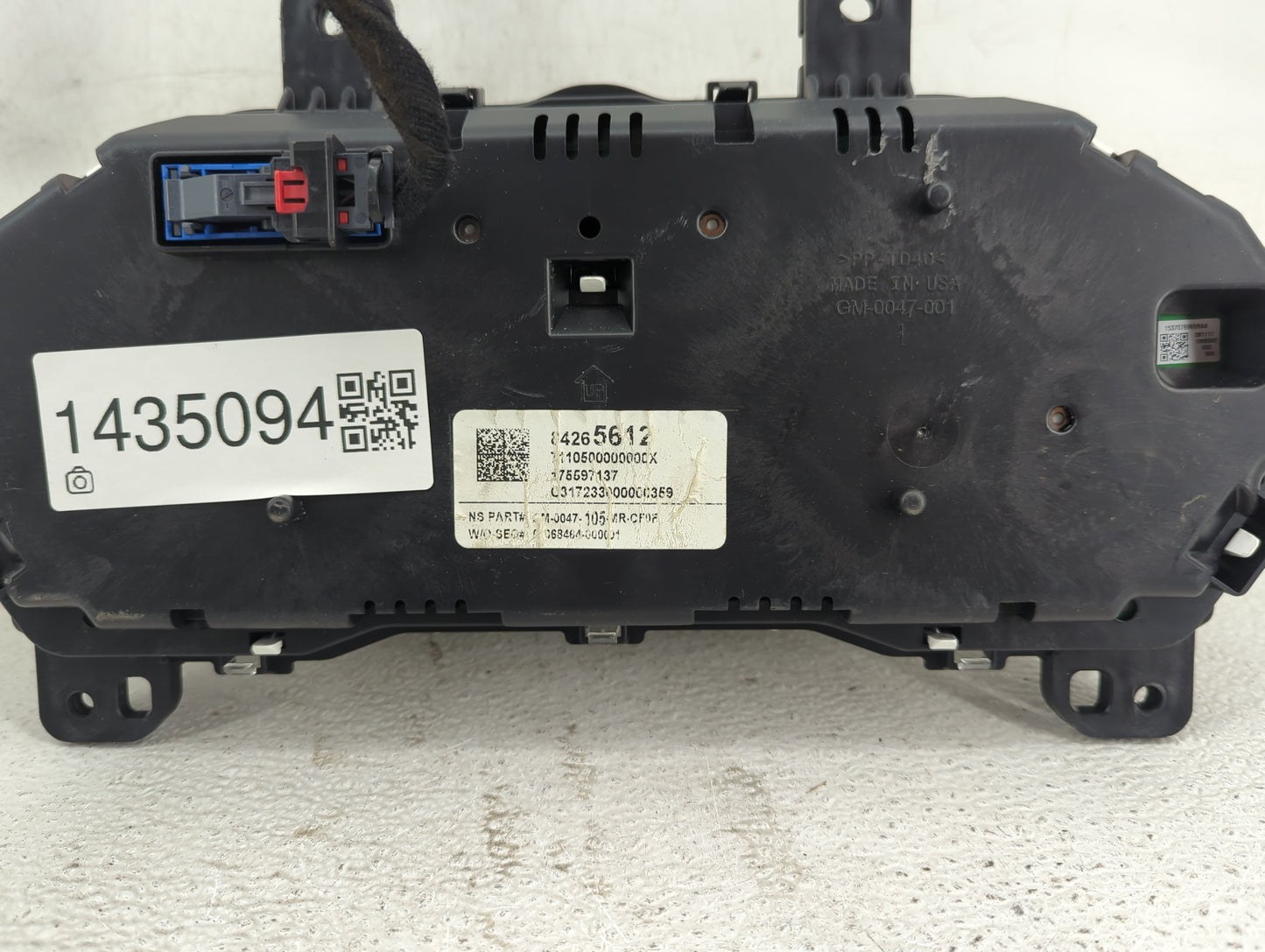 2017-2018 Chevrolet Malibu Instrument Cluster Speedometer Gauges P/N:84265612 Fits Fits 2017 2018 OEM Used Auto Parts - Oemu