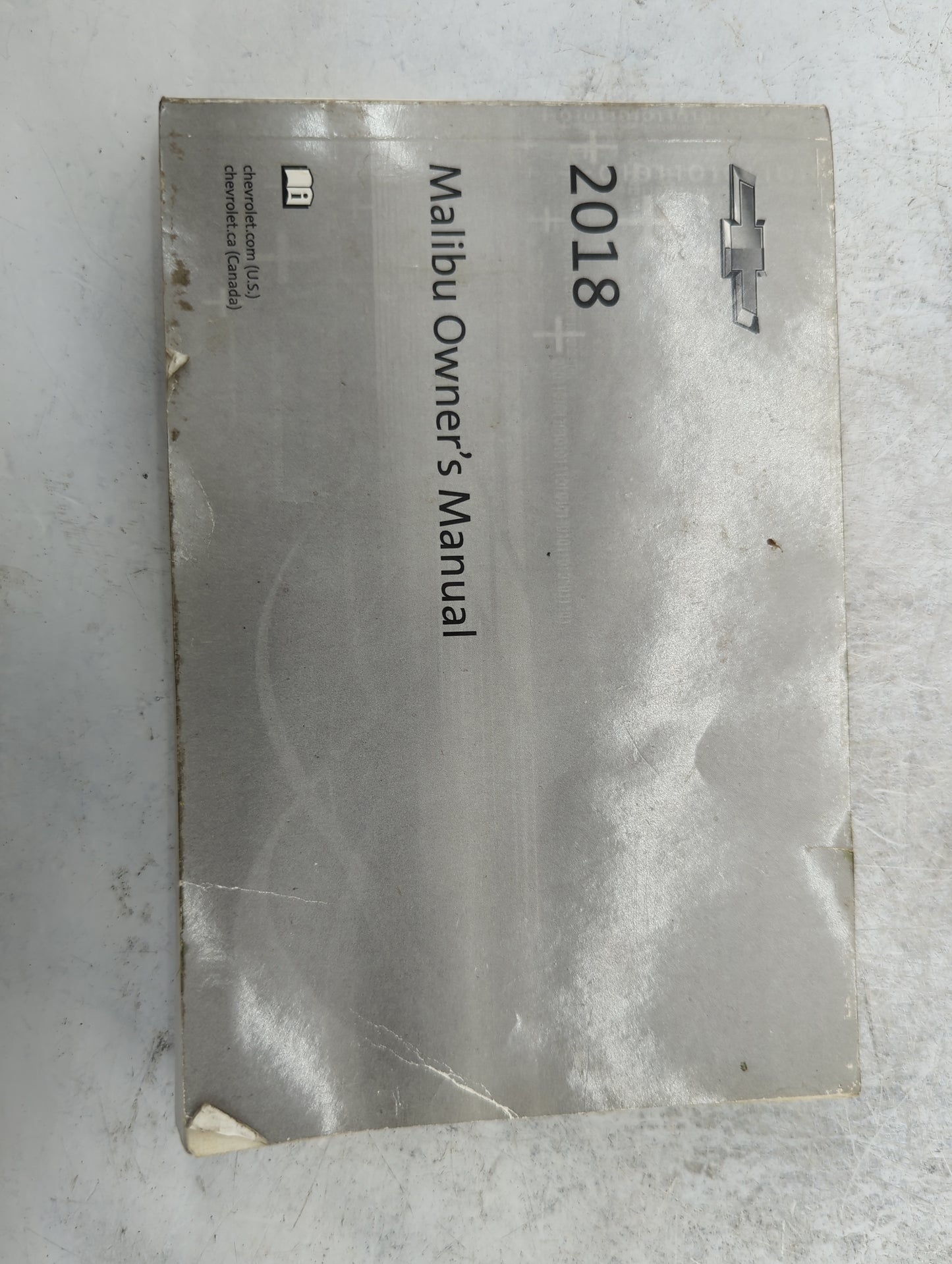 2018 Chevrolet Malibu Owners Manual Book Guide P/N:23378946 B OEM Used Auto Parts - Oemusedautoparts1.com