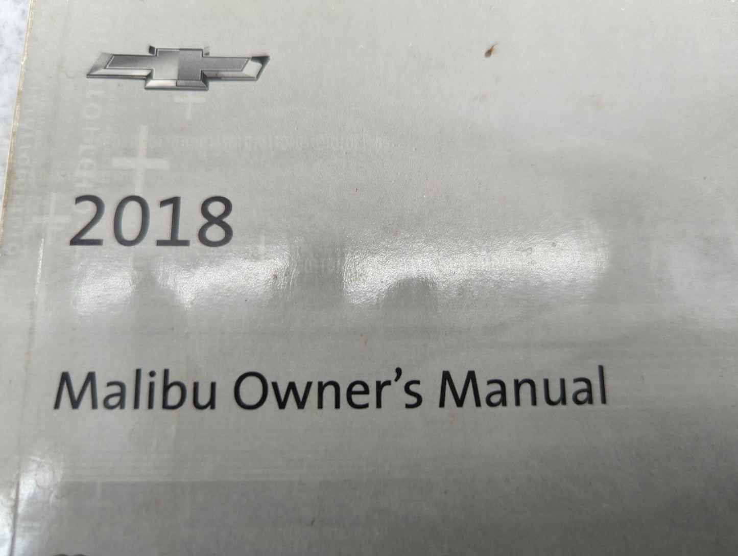 2018 Chevrolet Malibu Owners Manual Book Guide P/N:23378946 B OEM Used Auto Parts - Oemusedautoparts1.com