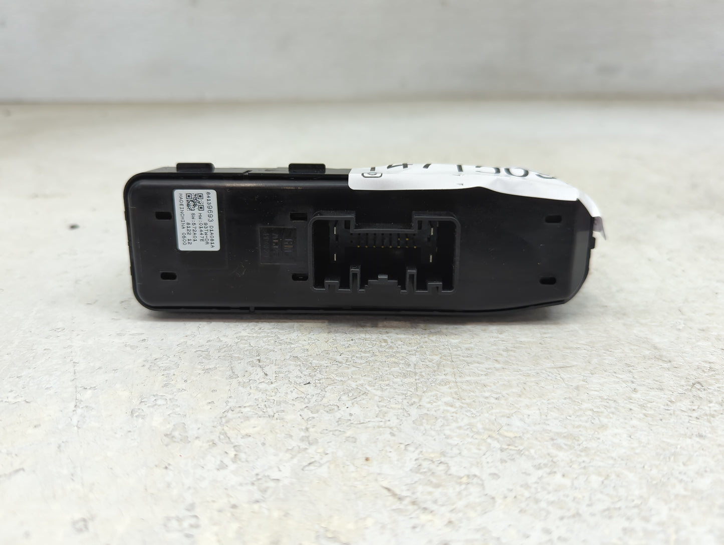 2016-2021 Chevrolet Malibu Master Power Window Switch Replacement Driver Side Left P/N:84139693 D1A081A Fits OEM Used Auto P