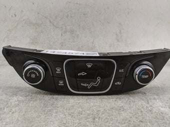 compare product 2019-2021 Chevrolet Malibu Climate Control Module Temperature AC/Heater Replacement P/N:84426651 737020000000X Fits OEM Used Auto Parts