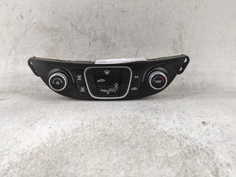 compare product 2019-2021 Chevrolet Malibu Climate Control Module Temperature AC/Heater Replacement P/N:84426651 QFQM4D4A Fits Fits 2019 2020 2021 OEM Used Auto Parts