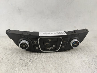 compare product 2018 Chevrolet Malibu Climate Control Module Temperature AC/Heater Replacement P/N:84105597 7370200000000X, 000235226 Fits OEM Used Auto Parts