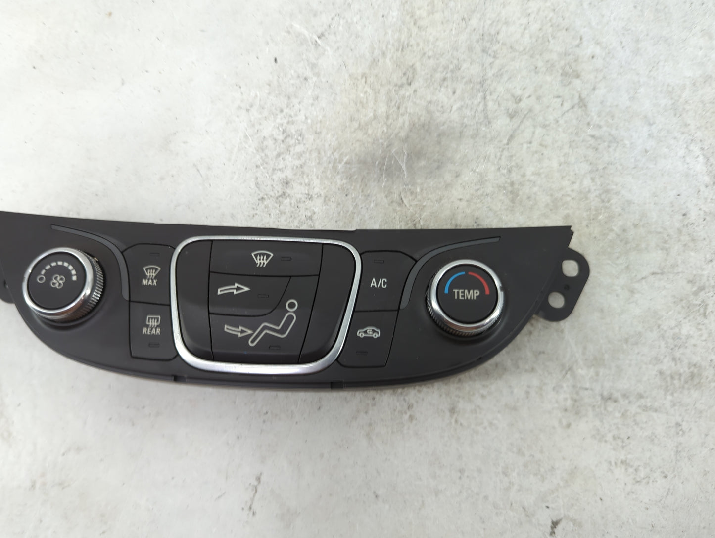 2018 Chevrolet Malibu Climate Control Module Temperature AC/Heater Replacement P/N:84105597 737020000000X, 000235226 Fits OE