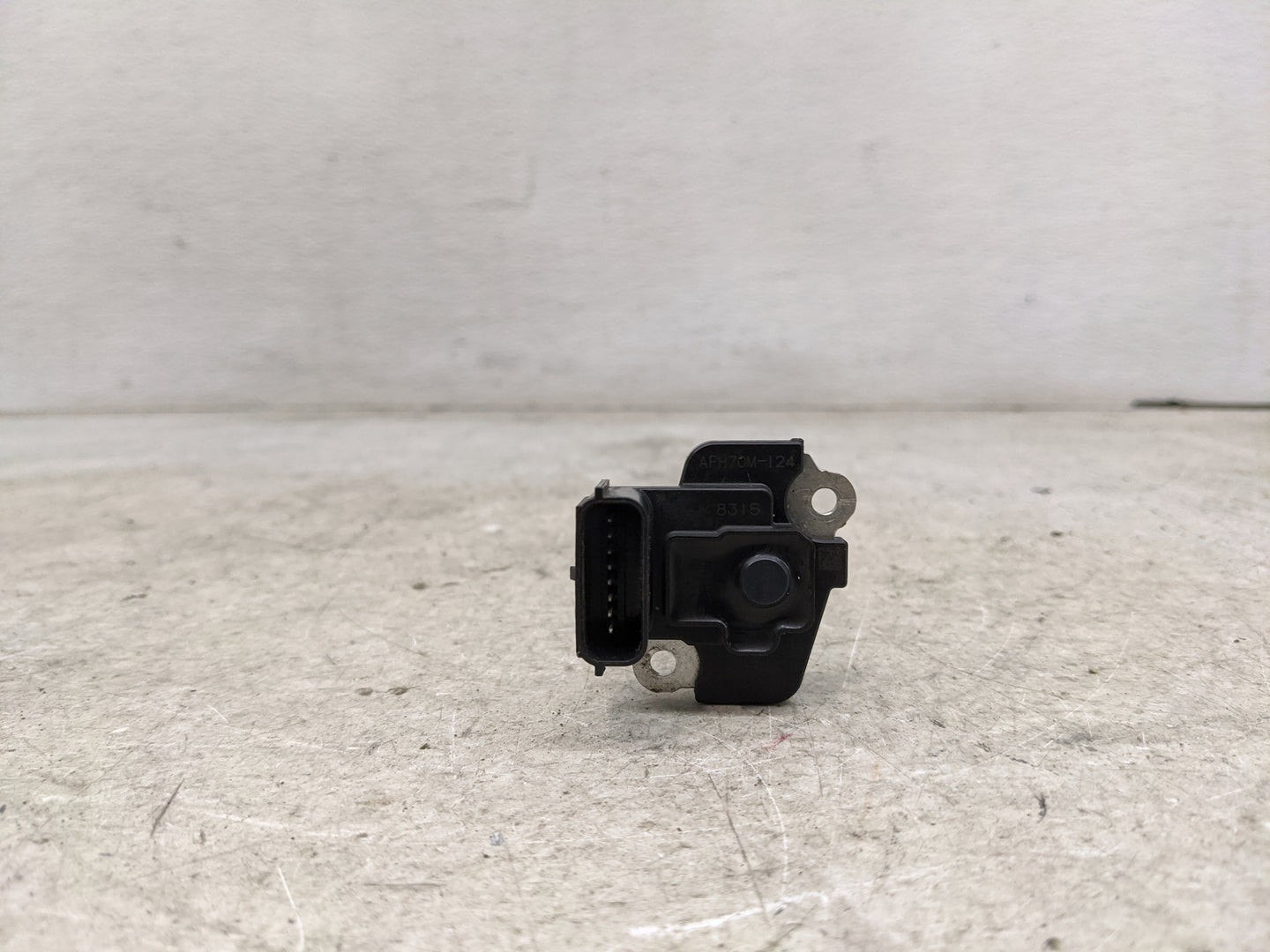 2016-2021 Chevrolet Malibu Mass Air Flow Meter Maf 1489831 - Oemusedautoparts1.com