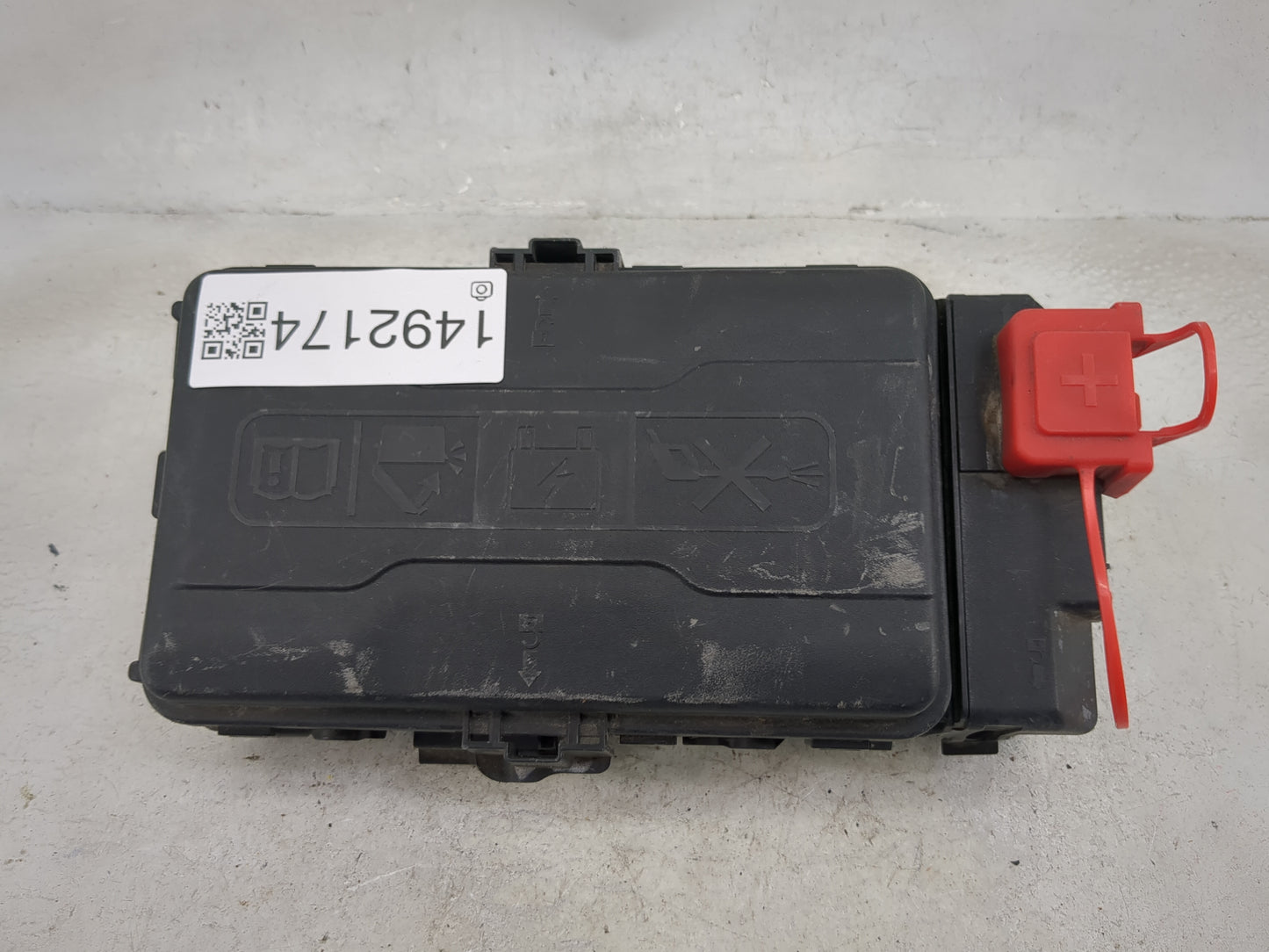 2018-2019 Chevrolet Malibu Fusebox Fuse Box Panel Relay Module P/N:13500128 13500114, 13500113, 13500129 Fits Fits 2018 2019