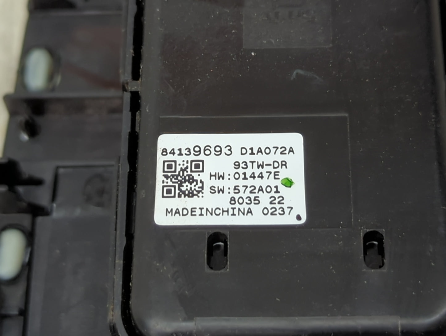 2016-2021 Chevrolet Malibu Master Power Window Switch Replacement Driver Side Left P/N:84139693 Fits OEM Used Auto Parts - O