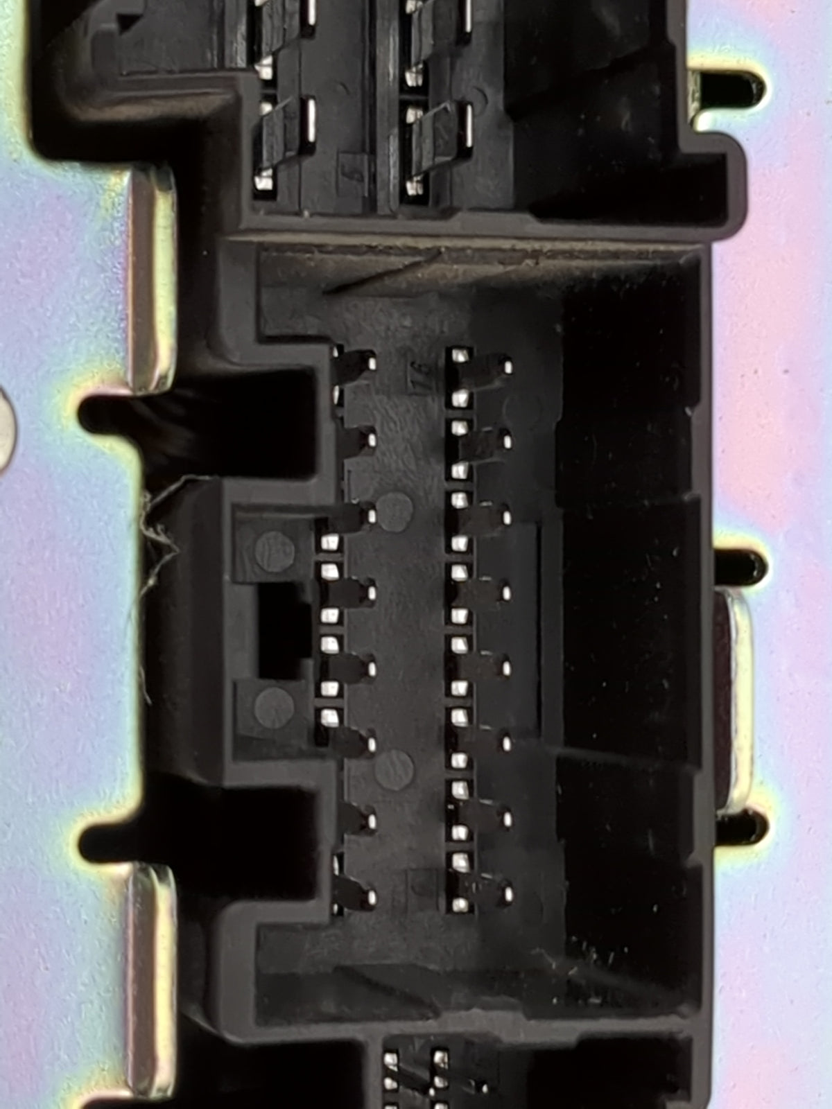 2018-2018 Chevrolet Malibu Body Control Module Bcm - Oemusedautoparts1.com