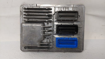 compare product 2017-2018 Chevrolet Malibu PCM Engine Control Computer ECU ECM PCU OEM P/N:12680876 12677677, 12692812 Fits Fits 2017 2018 2019 OEM Used Auto Parts