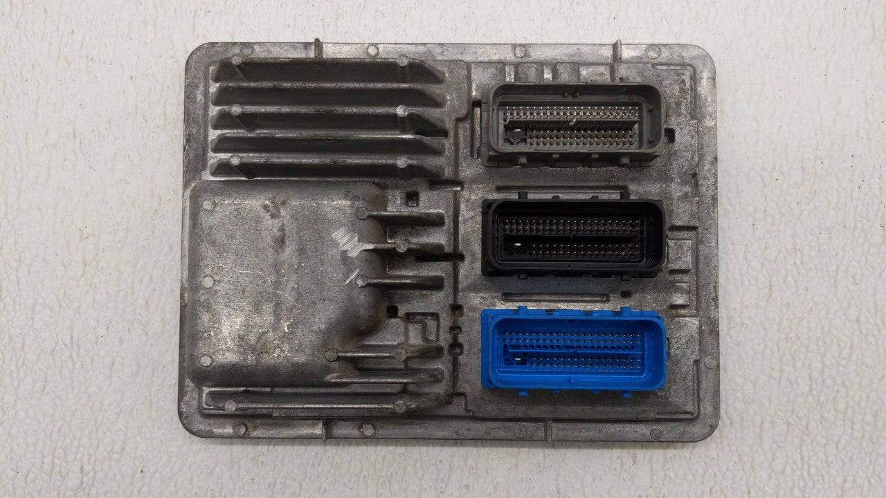 2017-2018 Chevrolet Malibu PCM Engine Control Computer ECU ECM PCU OEM P/N:12680876 12677677, 12692812 Fits Fits 2017 2018 2