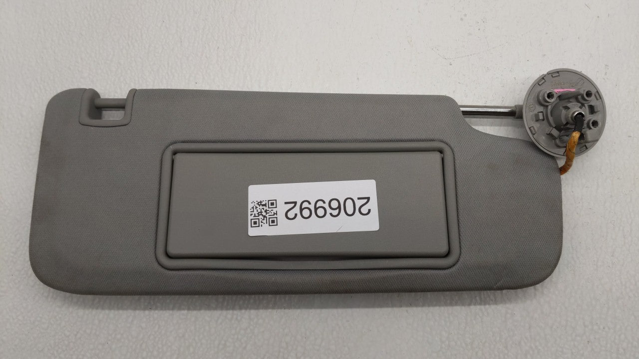 2016-2019 Chevrolet Malibu Sun Visor Shade Replacement Passenger Right Mirror Fits Fits 2016 2017 2018 2019 OEM Used Auto Pa