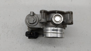 2016-2019 Chevrolet Malibu Throttle Body P/N:12659491BA 12671379AA Fits Fits 2016 2017 2018 2019 OEM Used Auto Parts
