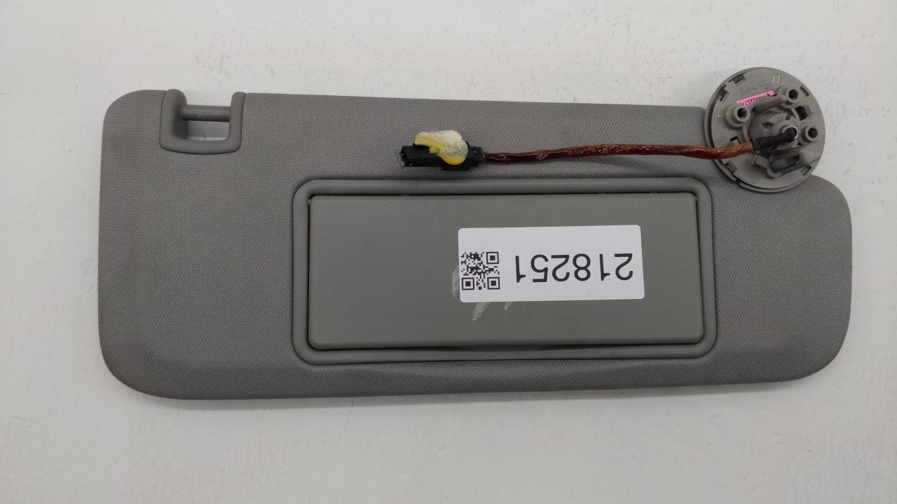 2016-2021 Chevrolet Malibu Sun Visor Shade Replacement Passenger Right Mirror Fits Fits 2016 2017 2018 2019 2020 2021 OEM Us