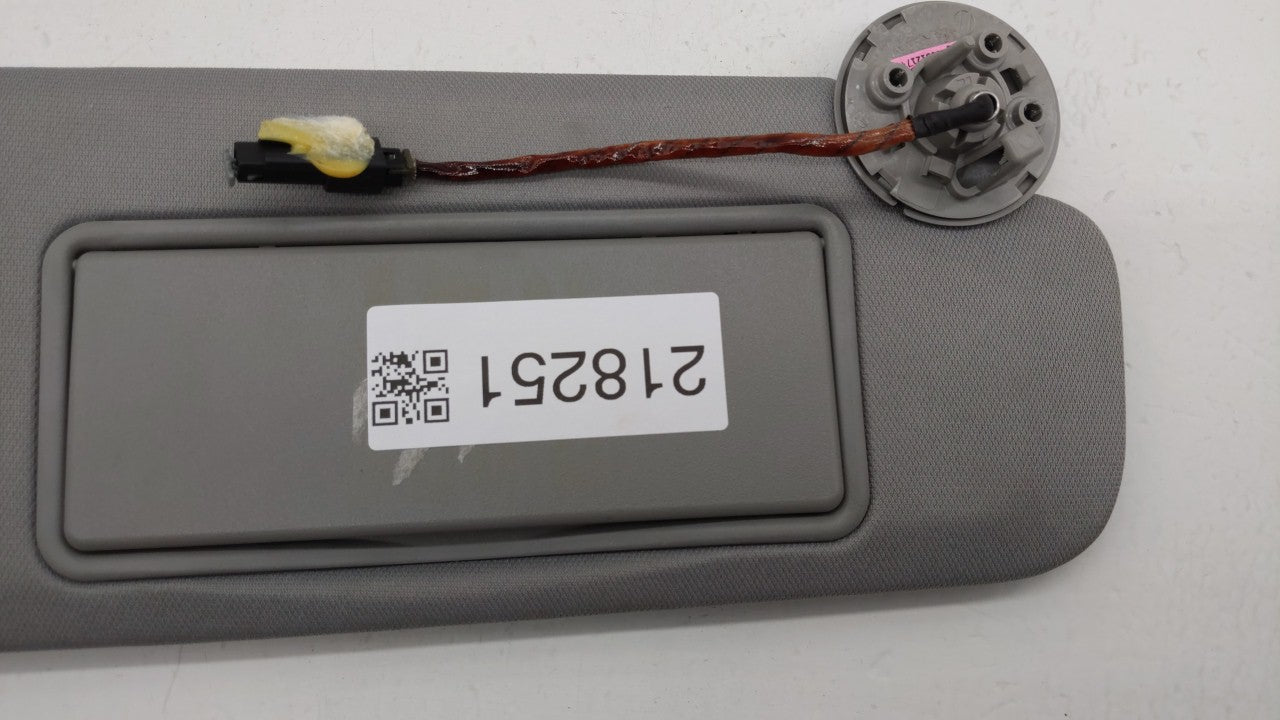 2016-2021 Chevrolet Malibu Sun Visor Shade Replacement Passenger Right Mirror Fits Fits 2016 2017 2018 2019 2020 2021 OEM Us