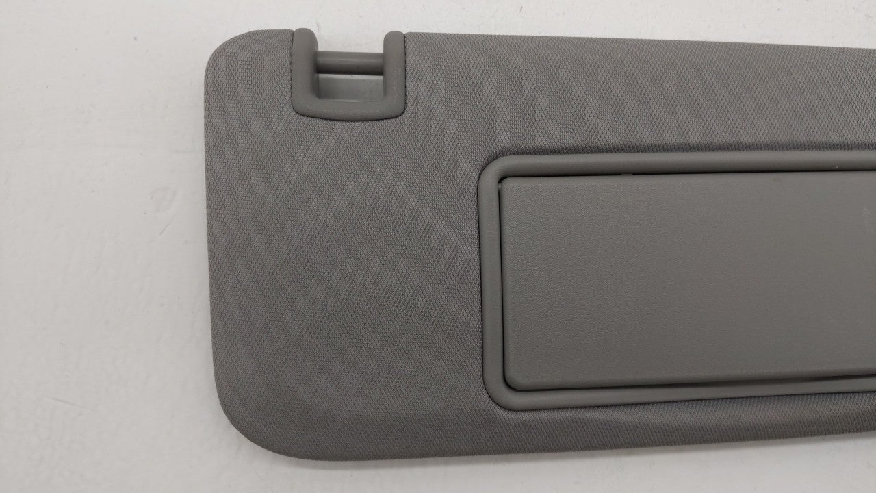 2016-2019 Chevrolet Malibu Sun Visor Shade Replacement Passenger Right Mirror Fits Fits 2016 2017 2018 2019 OEM Used Auto Pa