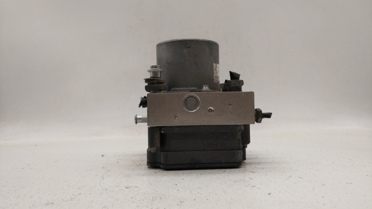 2018 Chevrolet Malibu Anti-Lock Brake ABS Pump Module Actuator OEM P/N:84325538 Fits OEM Used Auto Parts - Oemusedautoparts1