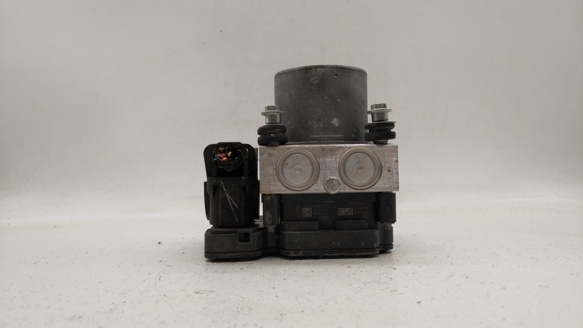 2018 Chevrolet Malibu Anti-Lock Brake ABS Pump Module Actuator OEM P/N:84325538 Fits OEM Used Auto Parts - Oemusedautoparts1