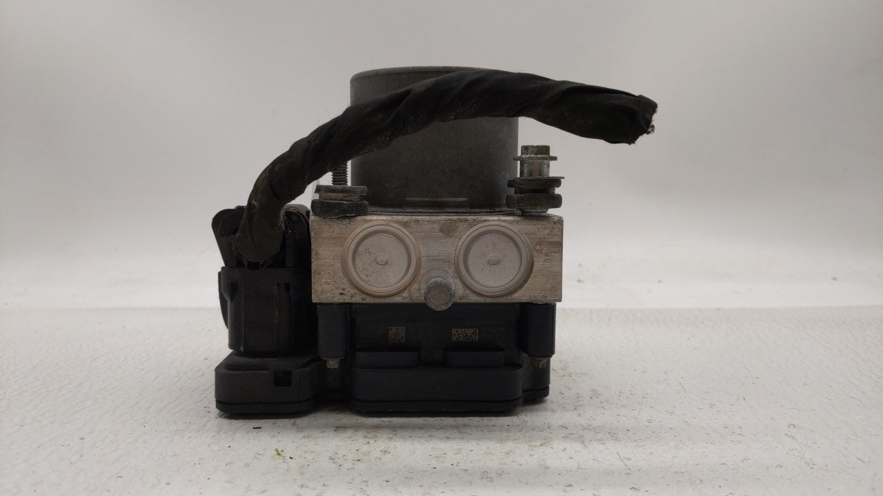 2018 Chevrolet Malibu ABS Pump Control Module Replacement P/N:84325538 Fits OEM Used Auto Parts - Oemusedautoparts1.com