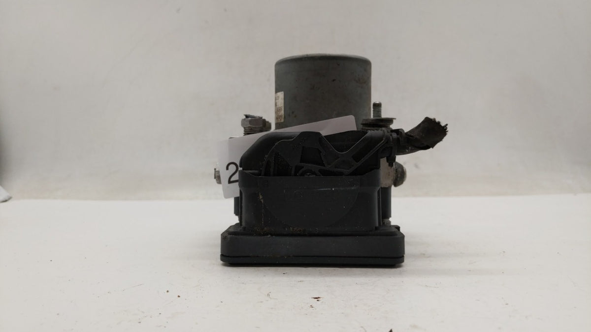 2018 Chevrolet Malibu Anti-Lock Brake ABS Pump Module Actuator OEM P/N:84205167 84325538 Fits OEM Used Auto Parts - Oemuseda