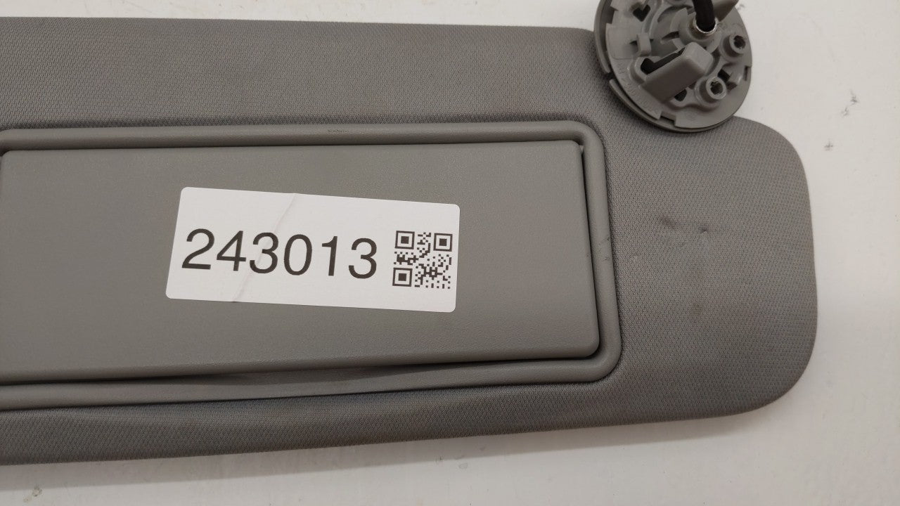 2016-2019 Chevrolet Malibu Sun Visor Shade Replacement Passenger Right Mirror Fits Fits 2016 2017 2018 2019 OEM Used Auto Pa