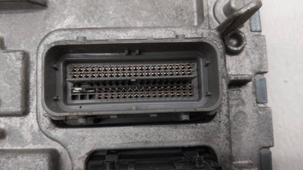 2018-2019 Chevrolet Malibu PCM Engine Control Computer ECU ECM PCU OEM P/N:12680194 12699666, 12697426 Fits Fits 2018 2019 O